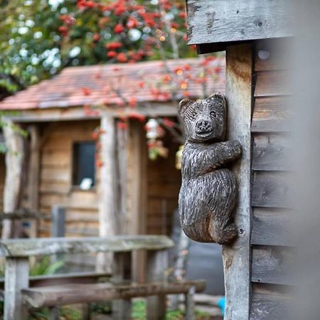 Charming 2-Bed Cabin In Σάτον Κόλντφιλντ Εξωτερικό φωτογραφία