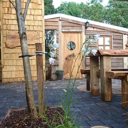 Charming 2-Bed Cabin In Σάτον Κόλντφιλντ Εξωτερικό φωτογραφία