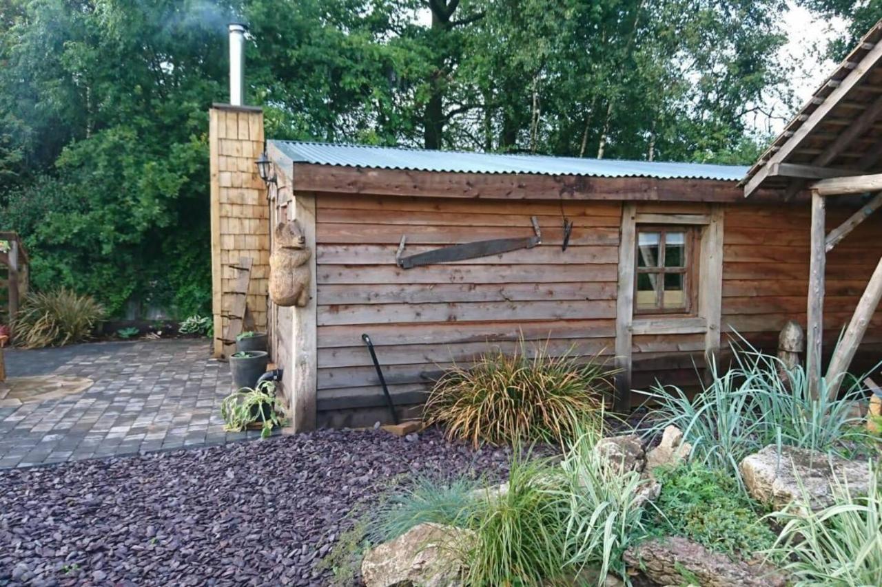 Charming 2-Bed Cabin In Σάτον Κόλντφιλντ Εξωτερικό φωτογραφία